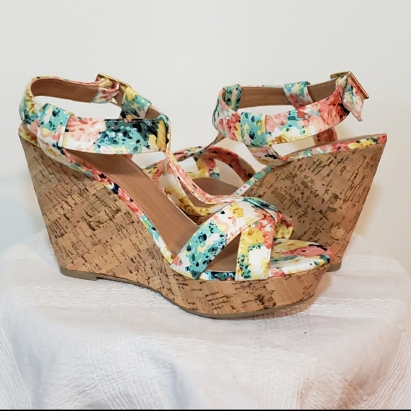 floral cork wedge heels - Picture 6 of 7